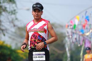 BIB: 195, 46481
                            <button type="button" onclick="openModal(9891768)" class="btn btn-primary btn-sm float-right btn-popup" data-toggle="modal" data-target=".modal-high-quality">
                        <i class="fas fa-shopping-cart"></i> Add to Cart
                    </button>
                                            <button type="button" onclick="isThisMe(9891768, true)" class="btn btn-success btn-sm float-right btn-popup btn-isme hidden" data-toggle="tooltip" data-placement="bottom" title="นี่คือรูปของคุณใช่ไหม คลิกที่นี่เพื่อเอาเข้าอัลบั้ม">
                        <i class="fas fa-plus"></i> Add to album
                    </button>
                    <button type="button" onclick="isThisMe(9891768, false)" class="btn btn-warning btn-sm float-right btn-popup btn-isnotme hidden">
                        <i class="fas fa-ban"></i> Remove from album
                    </button>